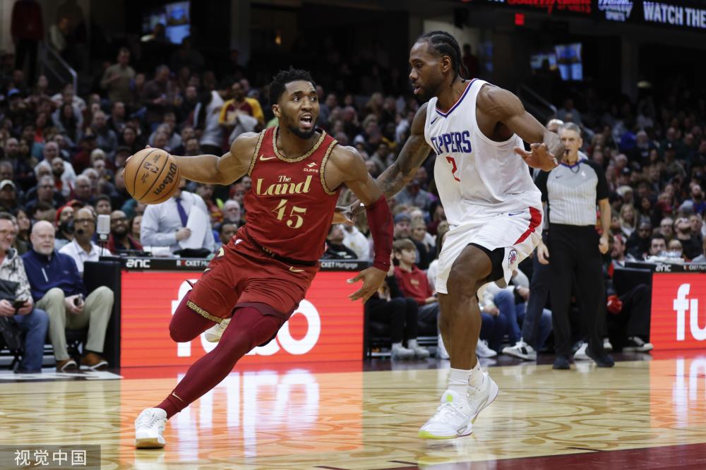 郑钦文此次 郑钦文此次