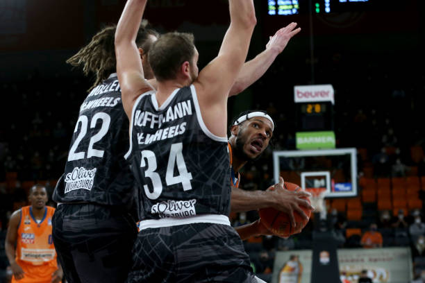 是两种截然 是两种截然